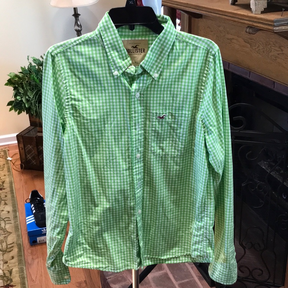 Hollister button down